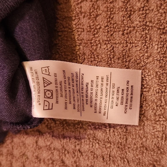 NWOT Sterling Baby Penguin Onesies New Born - Picture 7 of 8